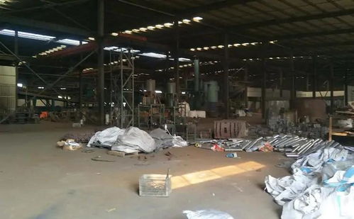 商丘市示范区 一镀锌厂金属粉尘污染严重